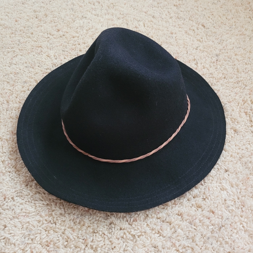 Madden Girl 100% Wool Black Hat OS Bohemian Preppy City Chic